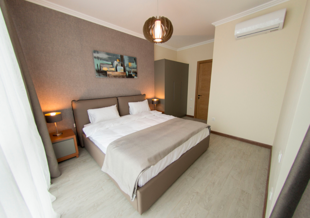 296E1FDD-4DE6-45B1-B4DD-8E0918465BE9