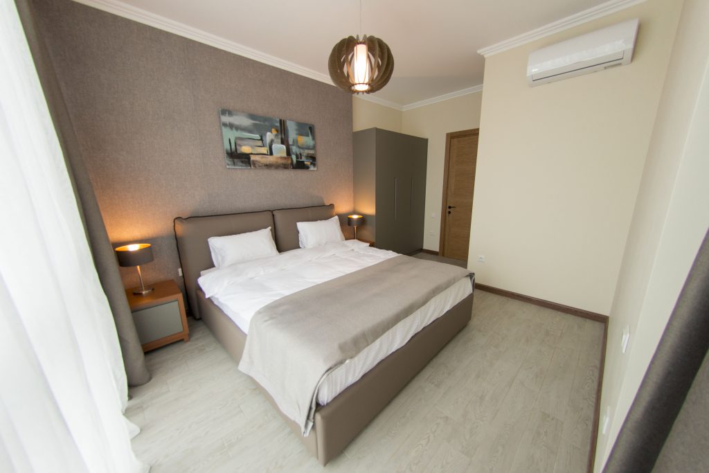 FAMILY SUITE (6)